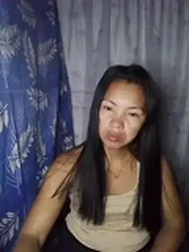 oceanlover23 online show from February 5, 8:46 pm