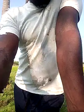 dolphiinn online show from April 11, 11:03 am