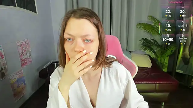 Snapshot of Lunar_Lily chatting on September 21, 5:31 am Lunar Lily online show from September 21, 5:31 am