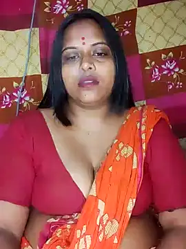 Hot-Show2 online show from October 2, 5:31 pm