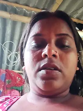 Hot-Show2 online show from October 4, 7:39 am