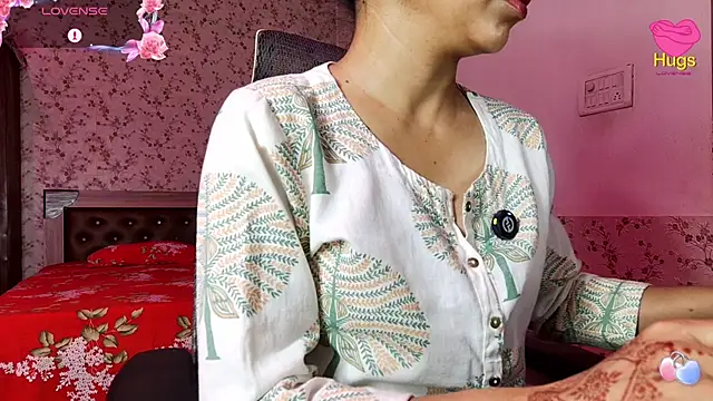 snow white123 online show from April 5, 9:45 pm