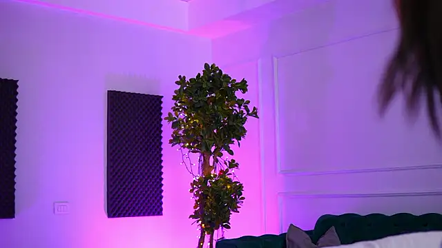 SiennaRuh online show from March 15, 11:38 am