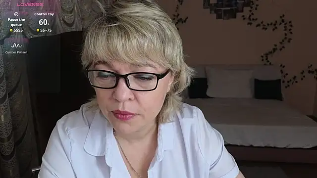 Rosette Pricky online show from November 28, 1:14 pm