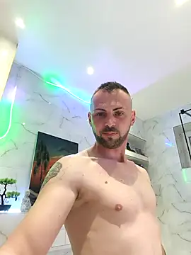 papichulo0099 online show from April 4, 2:54 am