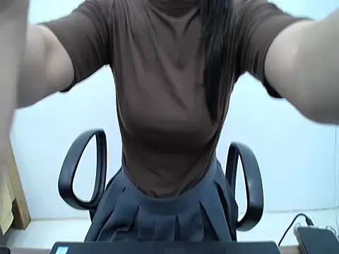  Lady- online show from October 31, 9:27 pm