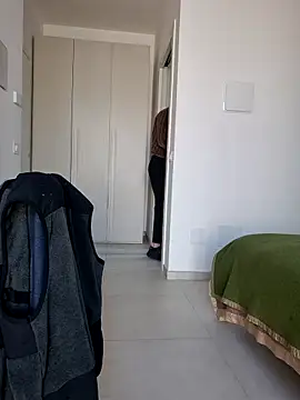 mrlyuis online show from February 23, 11:07 am