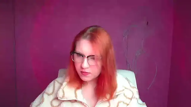 Snapshot of ScarletVixen_ chatting on September 17, 5:36 pm ScarletVixen online show from September 17, 5:36 pm