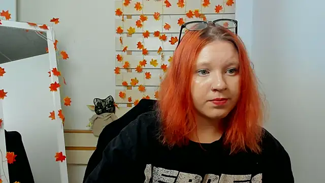 Snapshot of ScarletVixen_ chatting on October 16, 6:20 pm ScarletVixen online show from October 16, 6:20 pm
