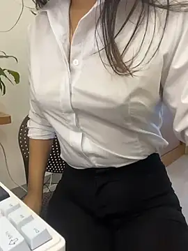 bunny b4nny online show from November 21, 6:01 am