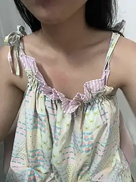 Bigpusy25 online show from August 2, 12:53 am