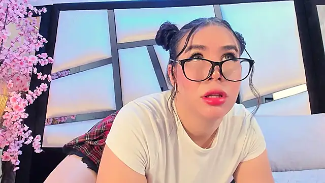 TessaCooper1 online show from August 1, 9:03 pm