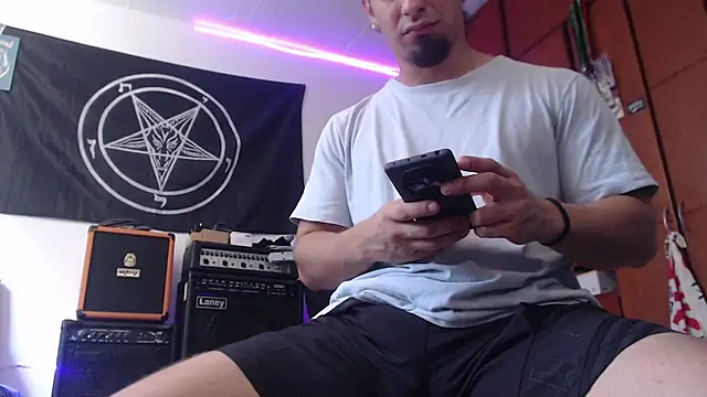Snapshot of Diego__Barbarie__ chatting on July 17, 2:02 pm Diego Barbarie online show from July 17, 2:02 pm