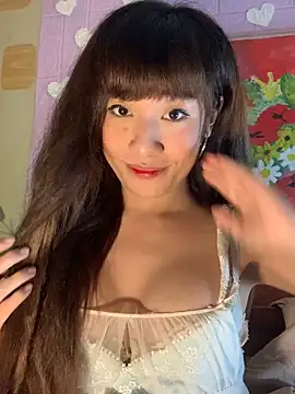 SassyLaurier online show from October 4, 7:23 pm