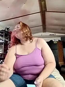 Snapshot of XEmoxkittyx chatting on February 18, 5:09 pm XEmoxkittyx online show from February 18, 5:09 pm