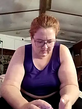 Snapshot of XEmoxkittyx chatting on February 19, 6:26 pm XEmoxkittyx online show from February 19, 6:26 pm