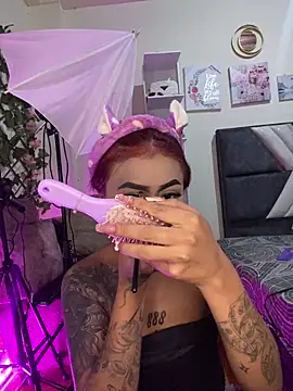 Dirty isabella18 online show from June 18, 5:39 pm