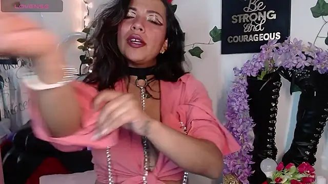 Dakota ro online show from November 12, 8:19 pm