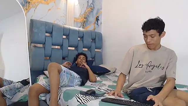 BEAUTY BOYS1 online show from March 18, 10:24 pm