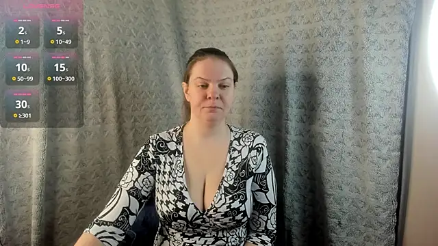 MiaLores online show from February 17, 10:01 am