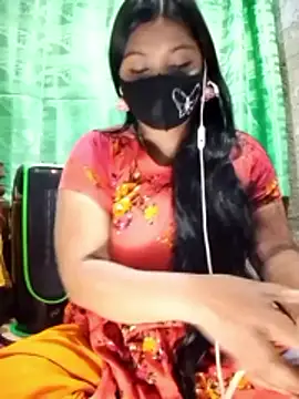 Snapshot of Mistompa24 chatting on February 11, 4:12 pm Mistompa24 online show from February 11, 4:12 pm