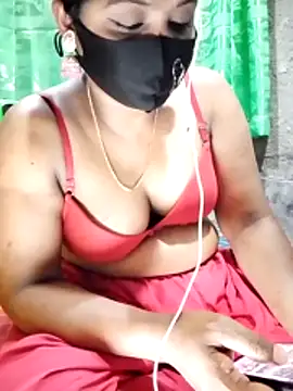 Snapshot of Mistompa24 chatting on February 19, 4:36 pm Mistompa24 online show from February 19, 4:36 pm