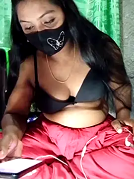 Snapshot of Mistompa24 chatting on February 28, 3:57 pm Mistompa24 online show from February 28, 3:57 pm