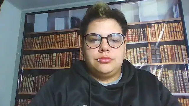 Hailey Curvy online show from November 11, 11:10 am