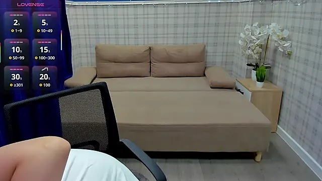 Hella Fabel online show from February 15, 1:13 am