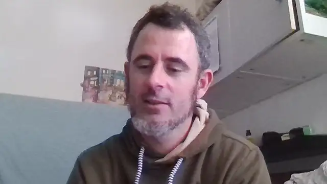 whatYwantMorrre online show from December 1, 11:04 am