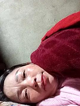 Snapshot of _Helala_ chatting on February 1, 3:10 pm Helala online show from February 1, 3:10 pm