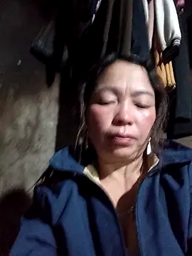 Snapshot of _Helala_ chatting on February 11, 1:38 pm Helala online show from February 11, 1:38 pm