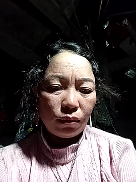 Snapshot of _Helala_ chatting on March 1, 11:40 pm Helala online show from March 1, 11:40 pm