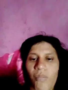 chiquitaputa online show from April 17, 8:45 pm