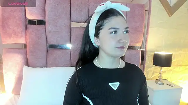Snapshot of Valery_Brand chatting on July 14, 12:11 pm Valery Brand online show from July 14, 12:11 pm