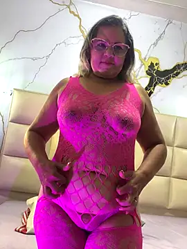 Lucy Milf 474 online show from November 5, 12:05 pm