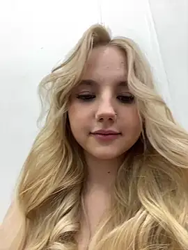 Sky Cutie online show from September 25, 4:38 am