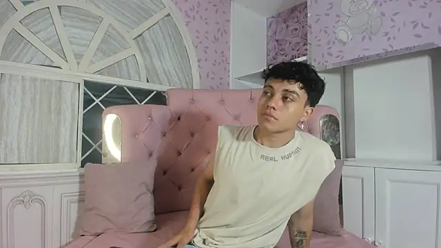 Snapshot of Dani_rivass chatting on January 16, 11:36 am Dani rivass online show from January 16, 11:36 am