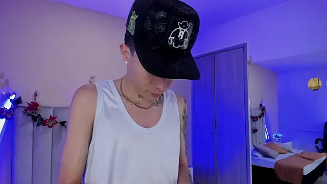 Nascary Fox online show from December 19, 7:21 pm