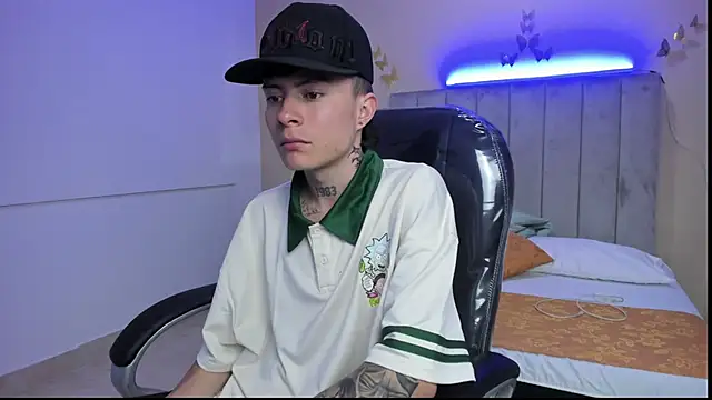 Nascary Fox online show from February 6, 7:50 pm