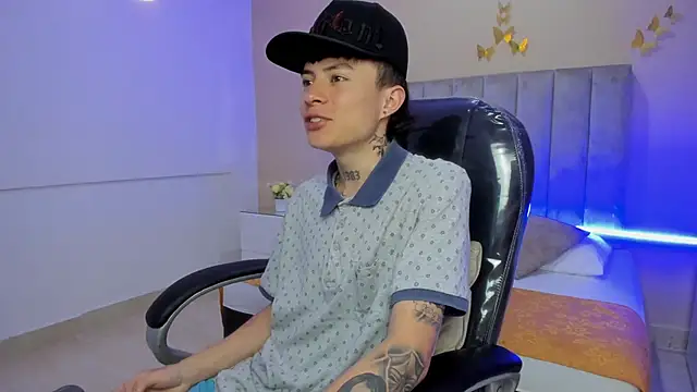 Nascary Fox online show from February 21, 7:26 pm