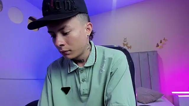 Nascary Fox online show from April 8, 12:49 pm