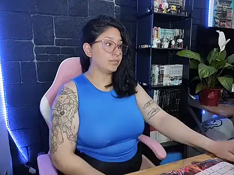 Snapshot of Sweet_yamii chatting on November 8, 2:56 am Sweet yamii online show from November 8, 2:56 am