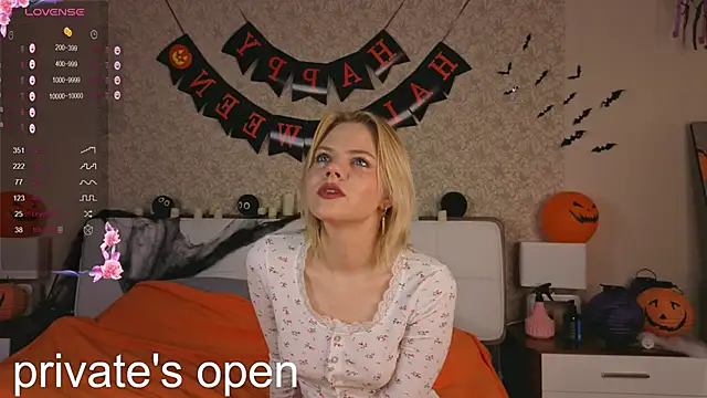 Brittney Shaw online show from November 1, 2:08 pm