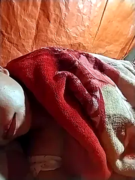 venu00 online show from October 11, 10:30 pm