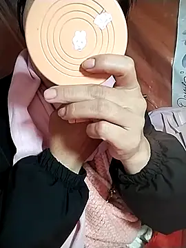 venu00 online show from December 2, 3:18 pm