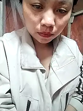 venu00 online show from March 14, 4:07 am