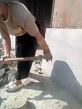 venu00 online show from April 8, 2:22 am