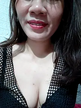 Singlemom69x online show from July 10, 1:36 pm