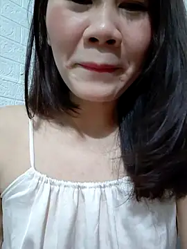 Singlemom69x online show from July 15, 2:00 pm